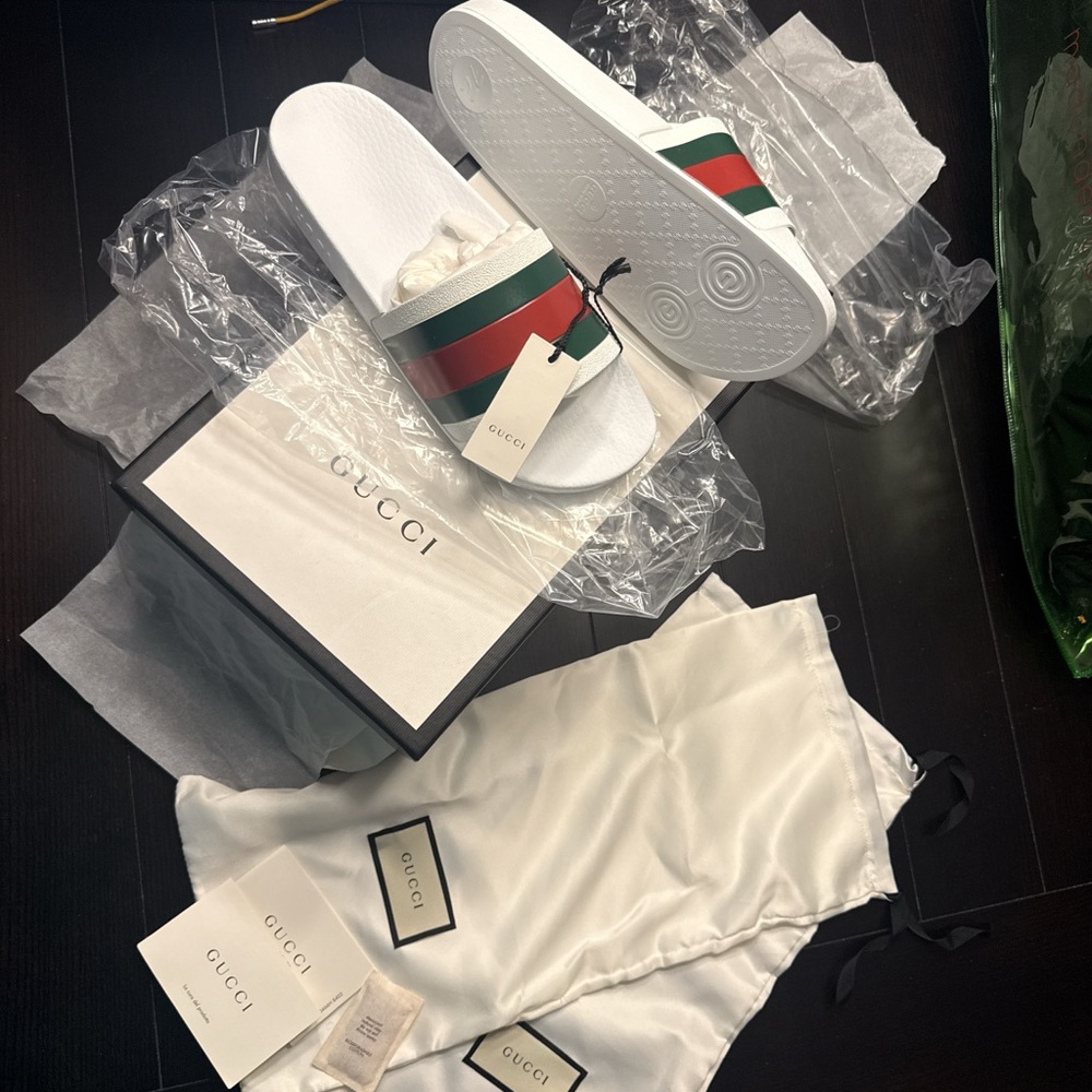 Gucci White Slides with Red and Green Stripes